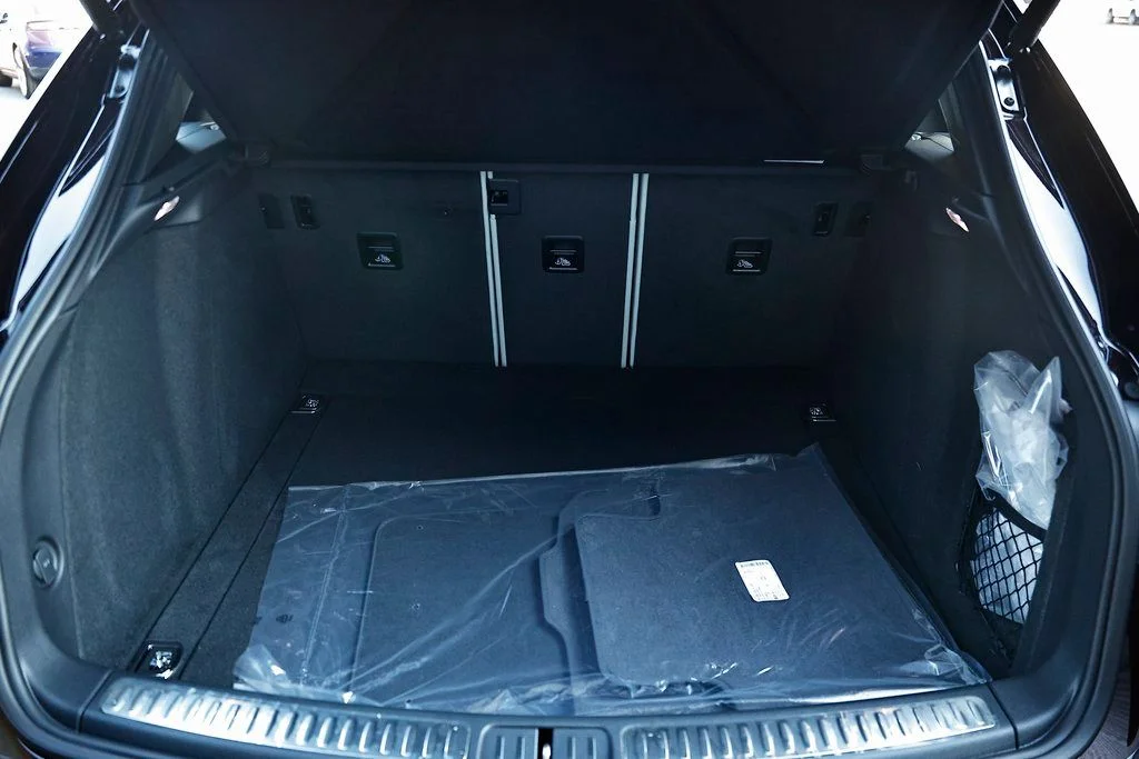 2026 Porsche Macan T - Photo 31