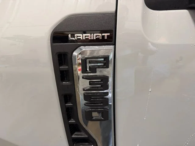 New 2026 Avalanche Ford Lariat image 25