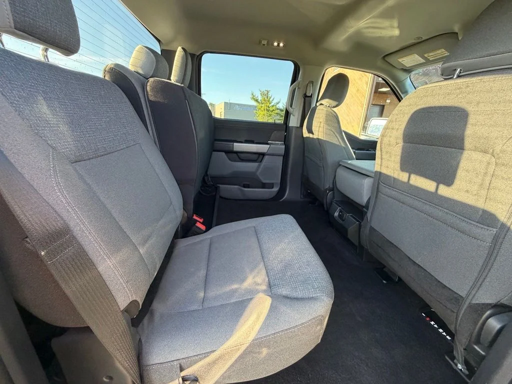 Used 2025 Black Ford XLT image 35