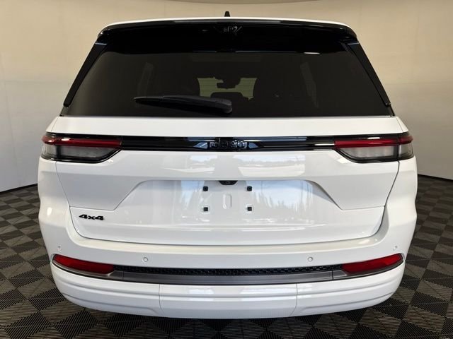Used 2026 Bright White Clearcoat Jeep Limited Reserve image 21