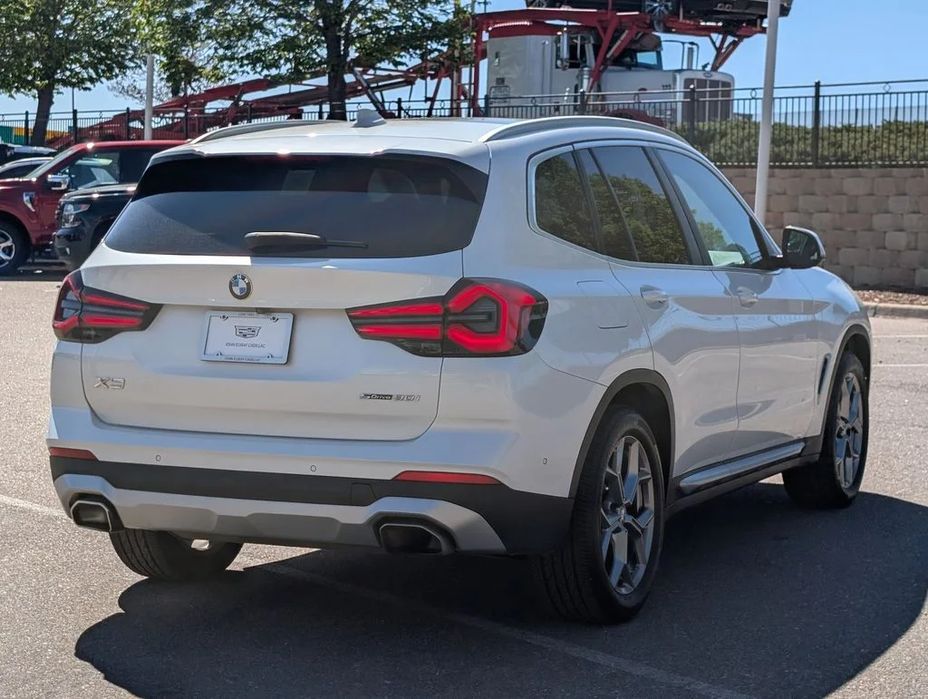 Used 2023 White BMW sDrive30i image 6