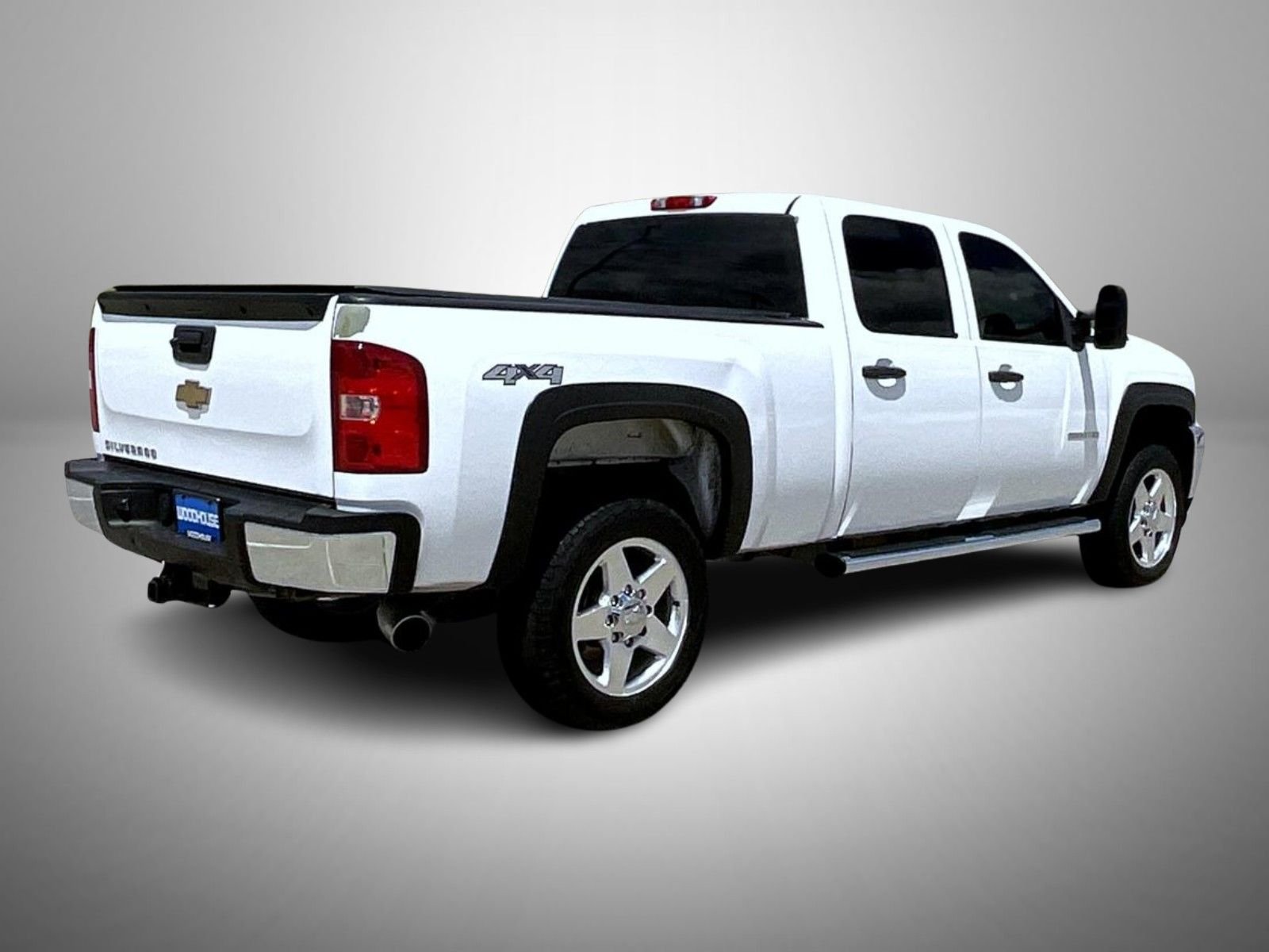 Used 2011 White Chevrolet Work Truck image 5