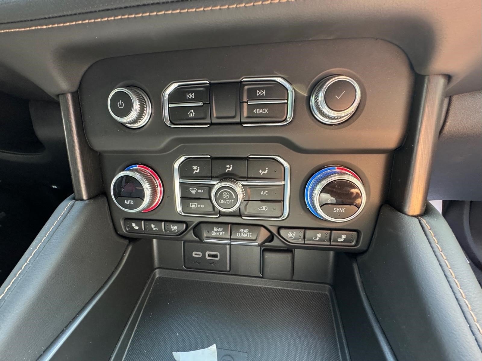 Used 2024 Onyx Black GMC AT4 image 23