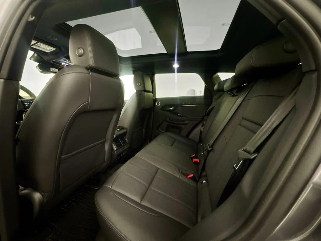 New 2026 Eiger Grey Land Rover Core S image 24