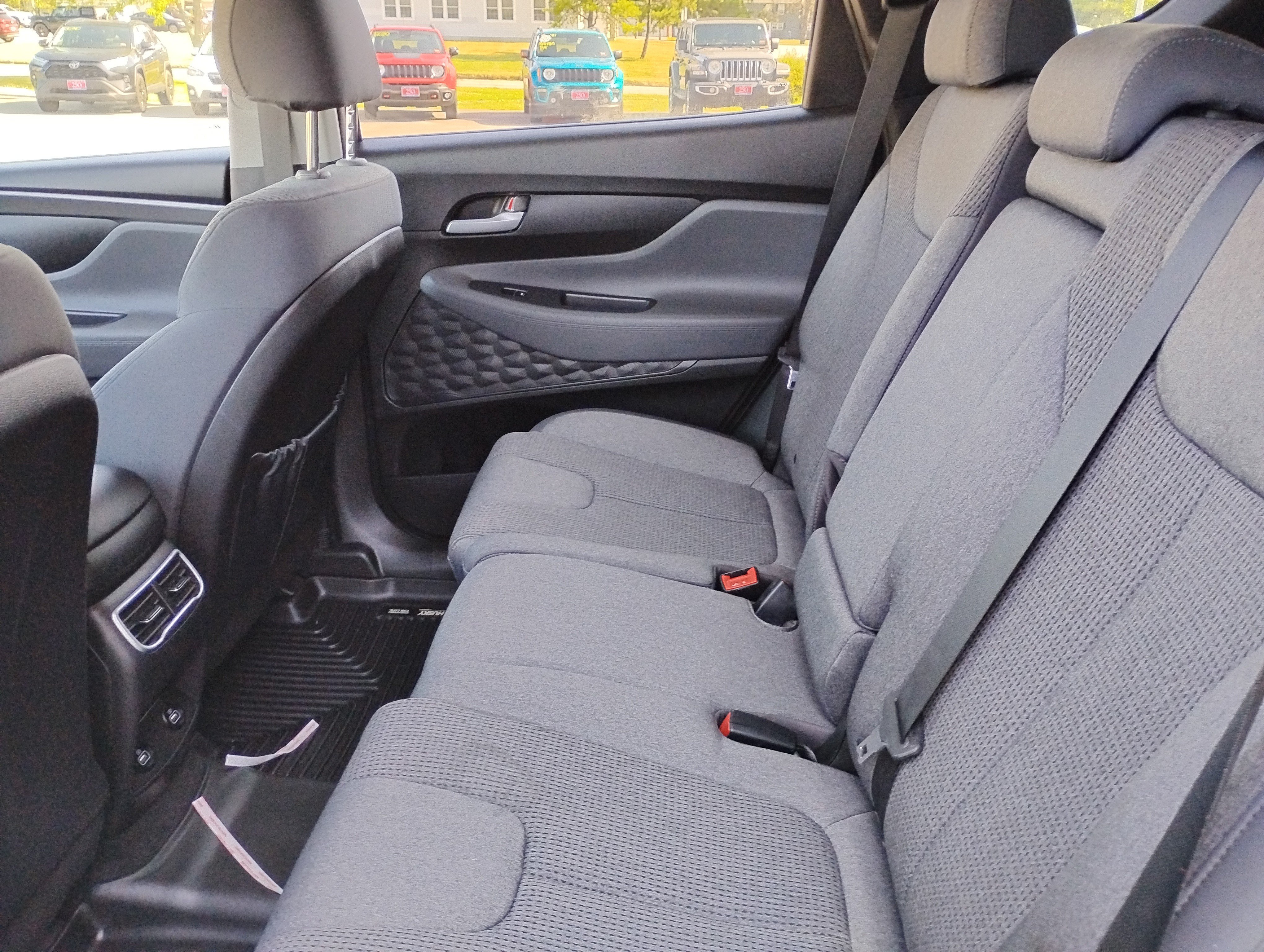 Used 2022 Portofino Gray Hyundai SEL image 7