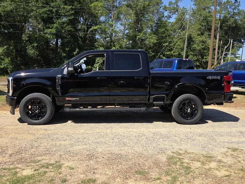 New 2026 Agate Black Metallic Ford F-250® Lariat® image 4