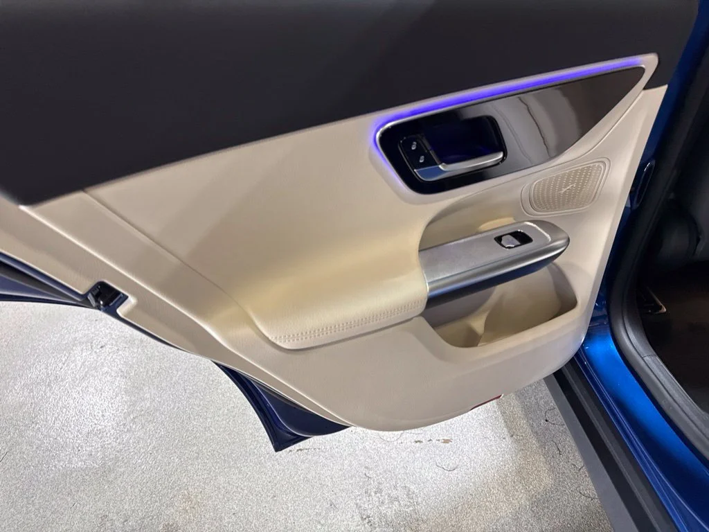 New 2027 Starling Blue Metallic Mercedes-Benz GLC 300 image 49