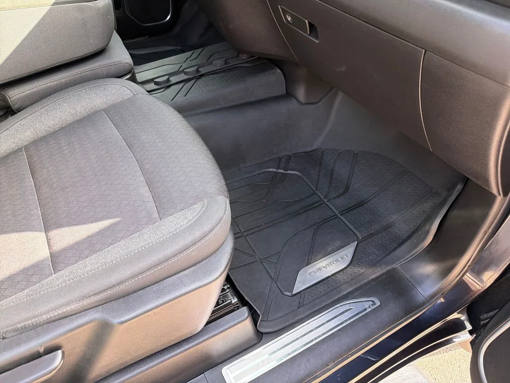 Used 2022 Gray Chevrolet LT image 43