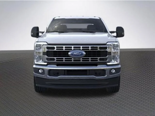 New 2026 Oxford White Ford F-250® XLT image 6