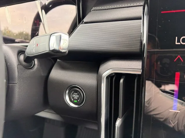 New 2026 Sterling Metallic GMC Elevation image 26