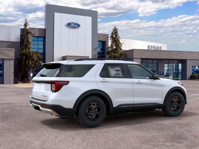 New 2027 Star White Metallic Tri-Coat Ford Tremor® image 6