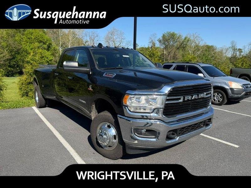 2019 RAM 3500 Big Horn 4X4 Crew Cab LWB's photo