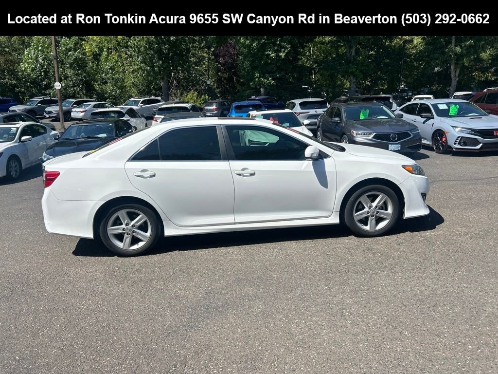 Used 2013 Super White Toyota SE image 3