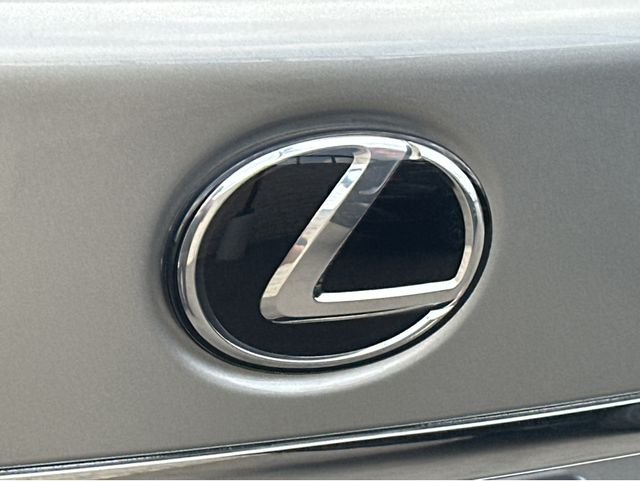 2022 Lexus LS Base - Photo 22