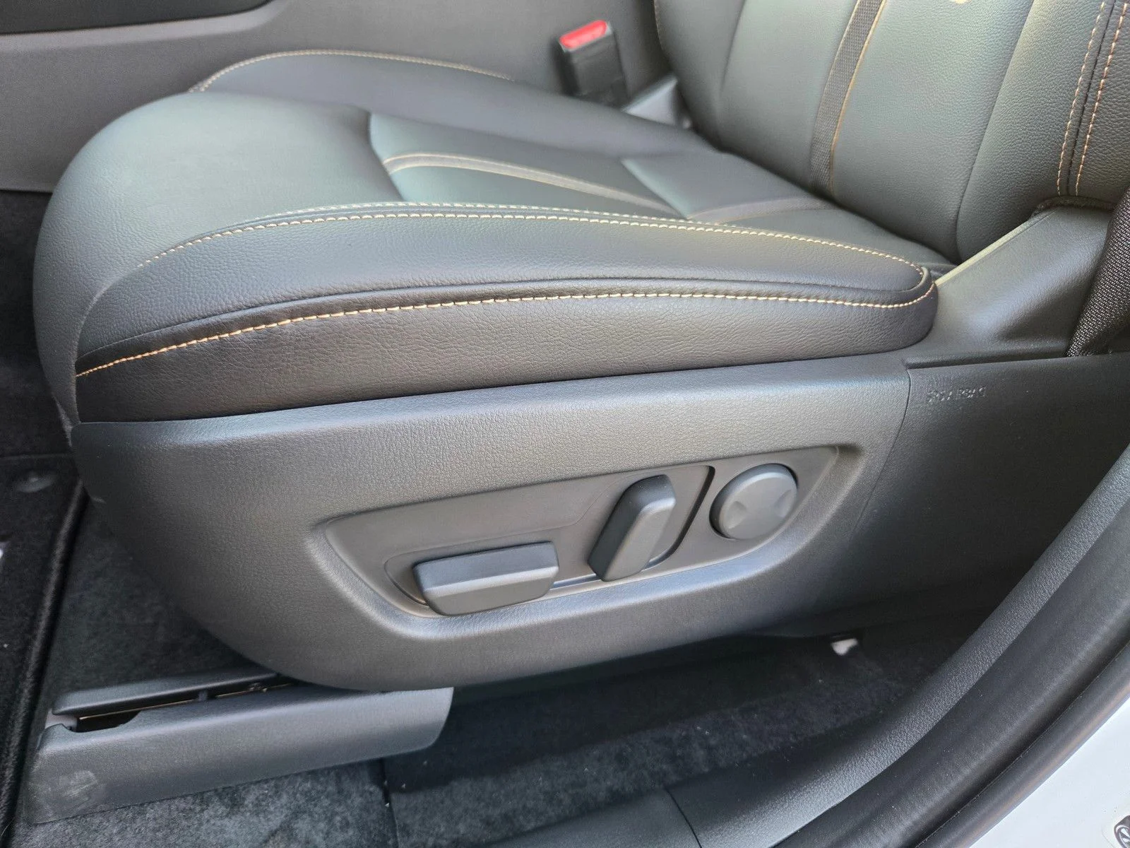 2026 Mazda CX-90 Select Package - Photo 14