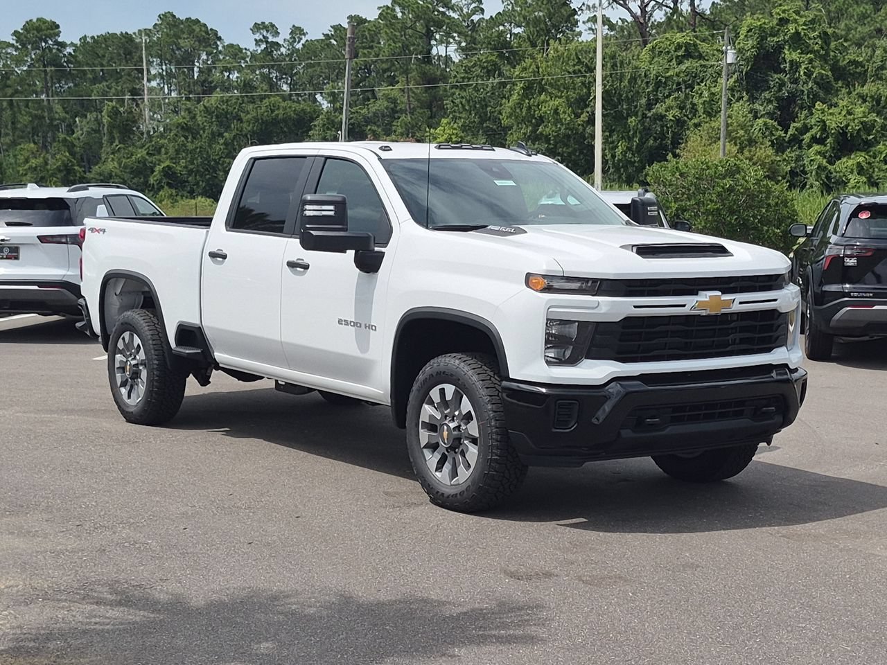 2026 Chevrolet Silverado 2500 HD Custom - Photo 2