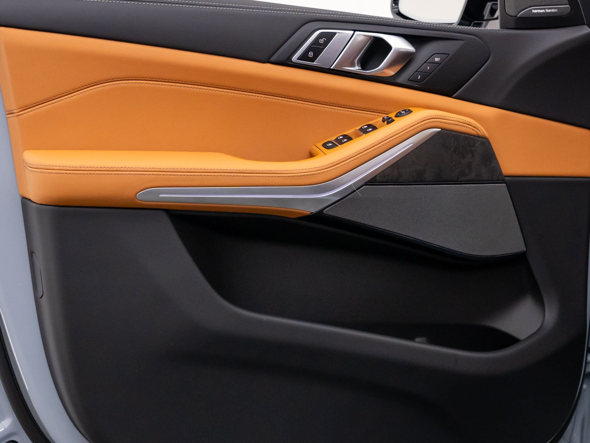 New 2026 Brooklyn Grey Metallic BMW xDrive40i image 13