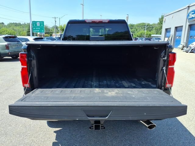 Used 2024 Black Chevrolet High Country image 13