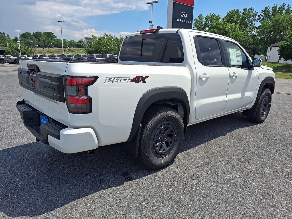 2026 Nissan Frontier — photo 4