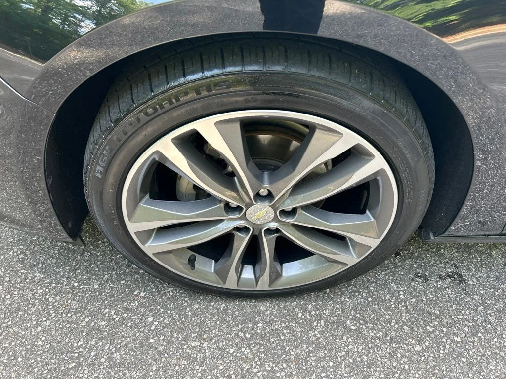 Used 2020 Black Chevrolet Premier image 12