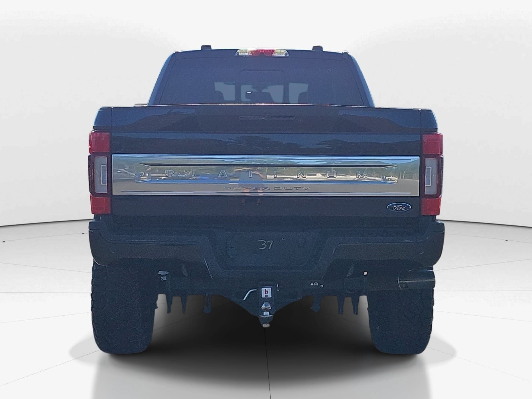 Used 2022 Antimatter Blue Metallic Ford Platinum image 4