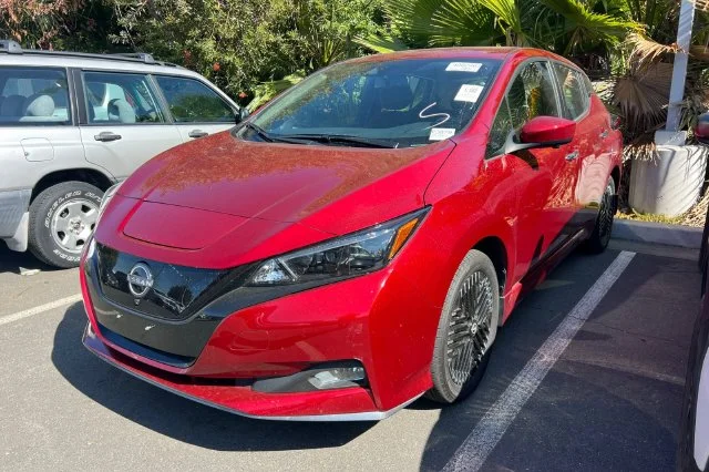 Used 2025 Red Nissan SV Plus image 2