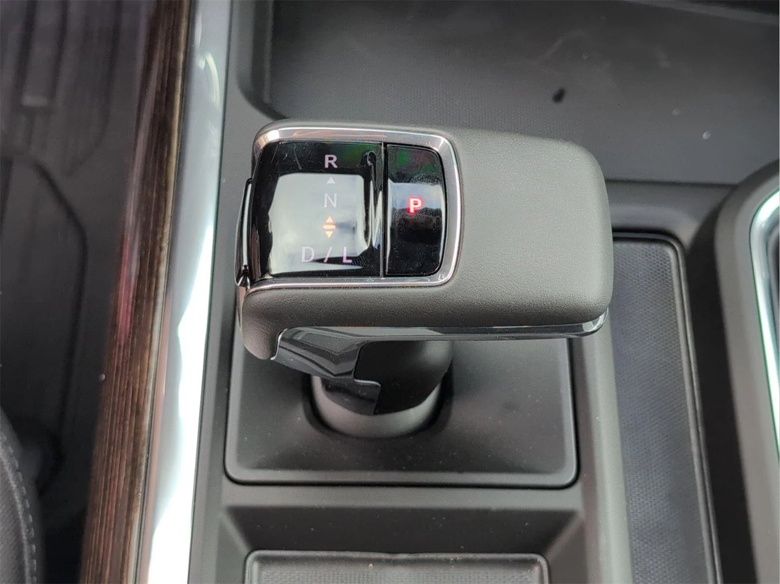 New 2026 Onyx Black GMC Elevation image 20