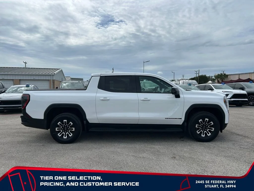 New 2026 Summit White GMC Elevation Extended Range image 8