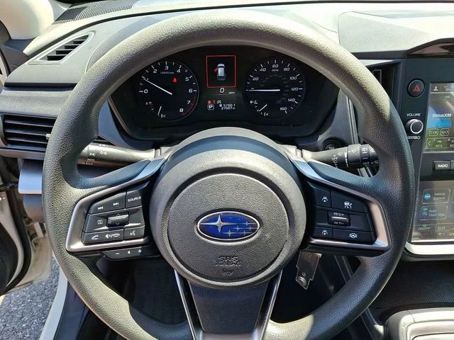 Used 2024 White Subaru  image 19
