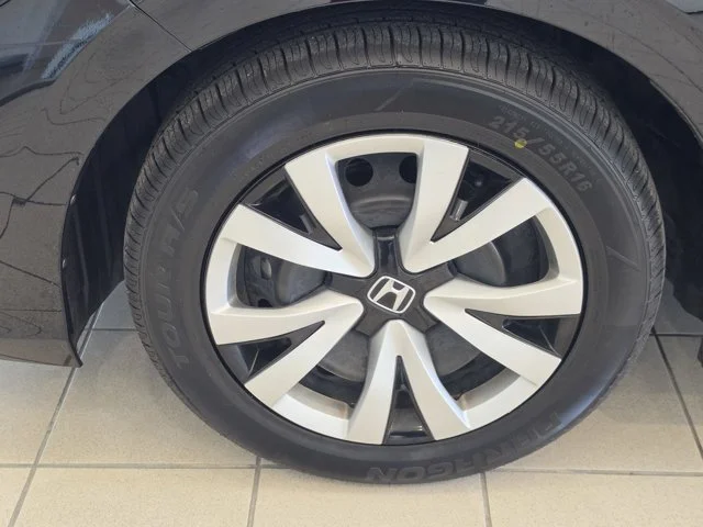 Used 2025 Black Honda LX image 28