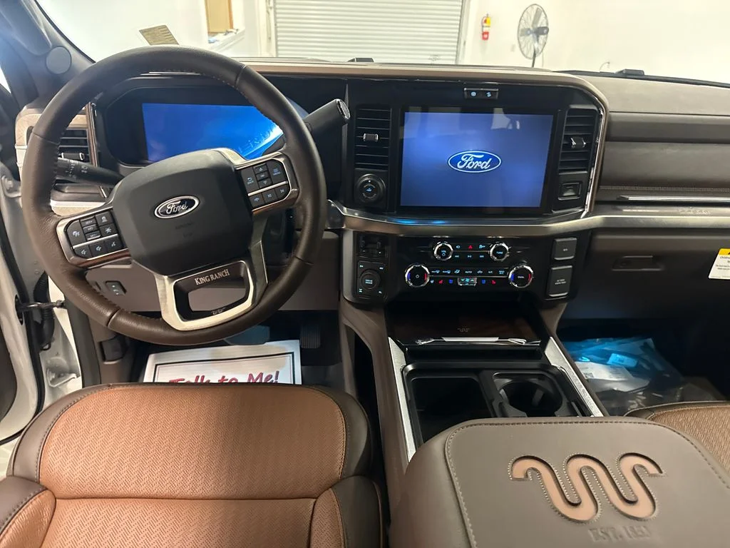 New 2026 Star White Metallic Tri-Coat Ford F-350® King Ranch® image 17