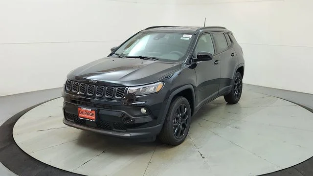 New 2026 Diamond Black Crystal Pearlcoat Jeep Latitude image 3