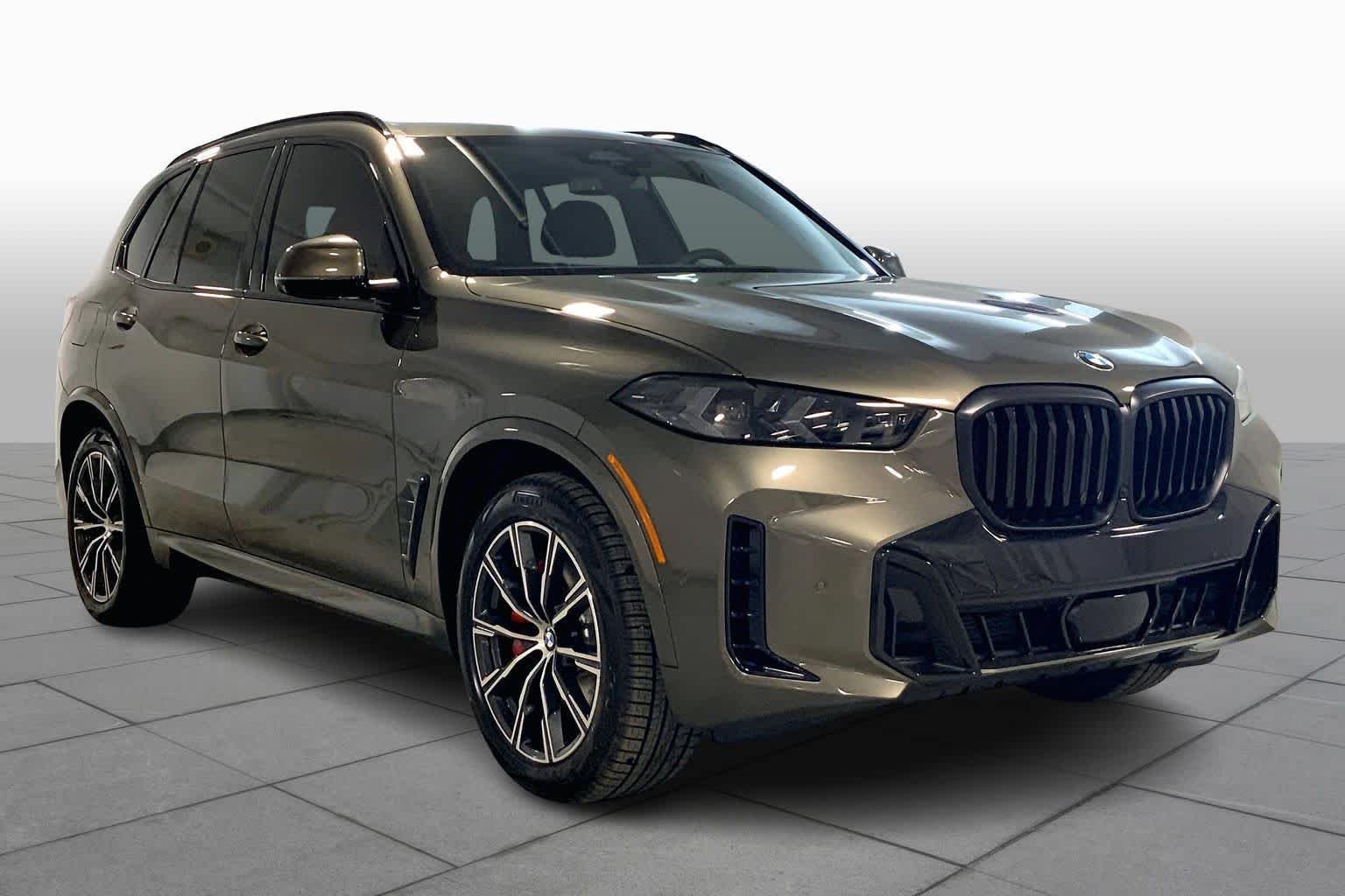 New 2026 Manhattan Green Metallic BMW xDrive40i image 2