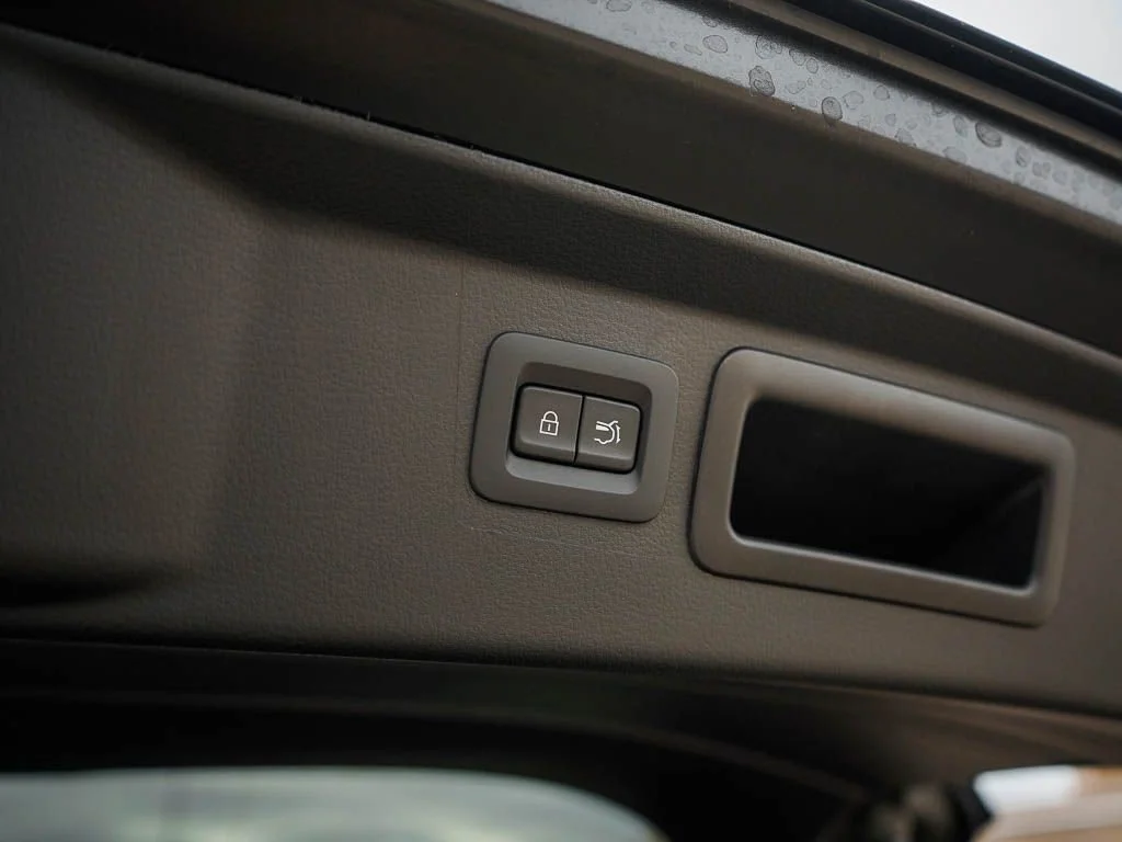 Certified Used 2026 Jet Black Mica Mazda Premium image 9