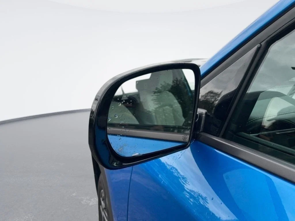New 2026 Hydro Blue Pearlcoat Jeep Laredo image 9