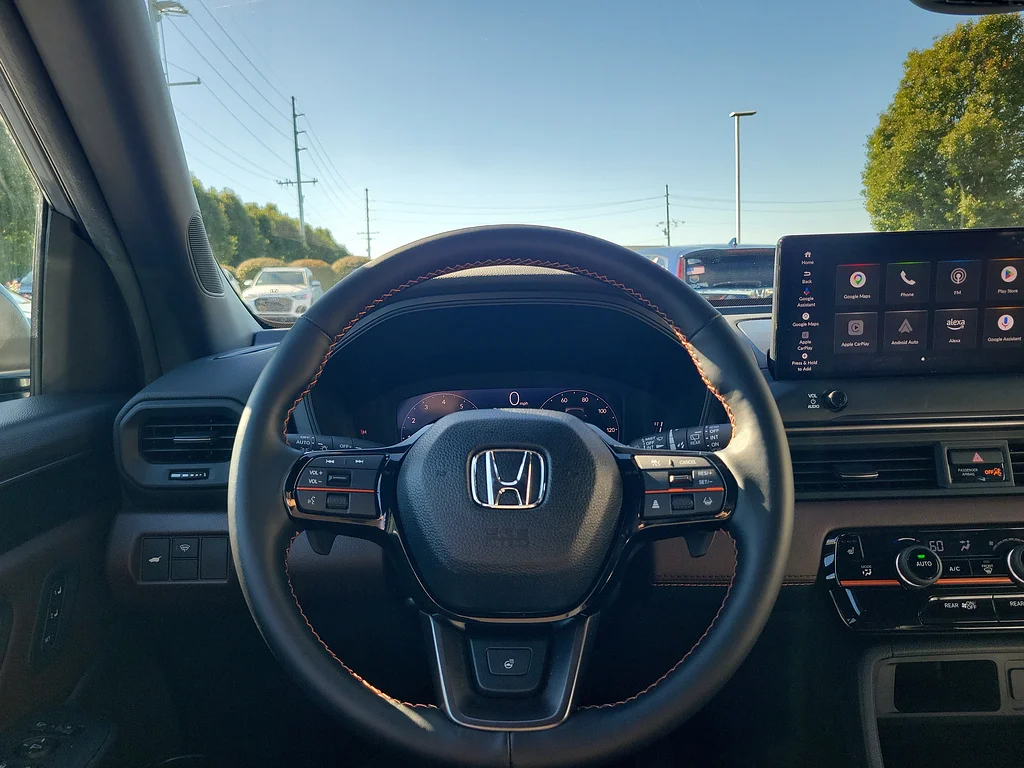 2026 Honda Pilot TrailSport, photo 10 of 12