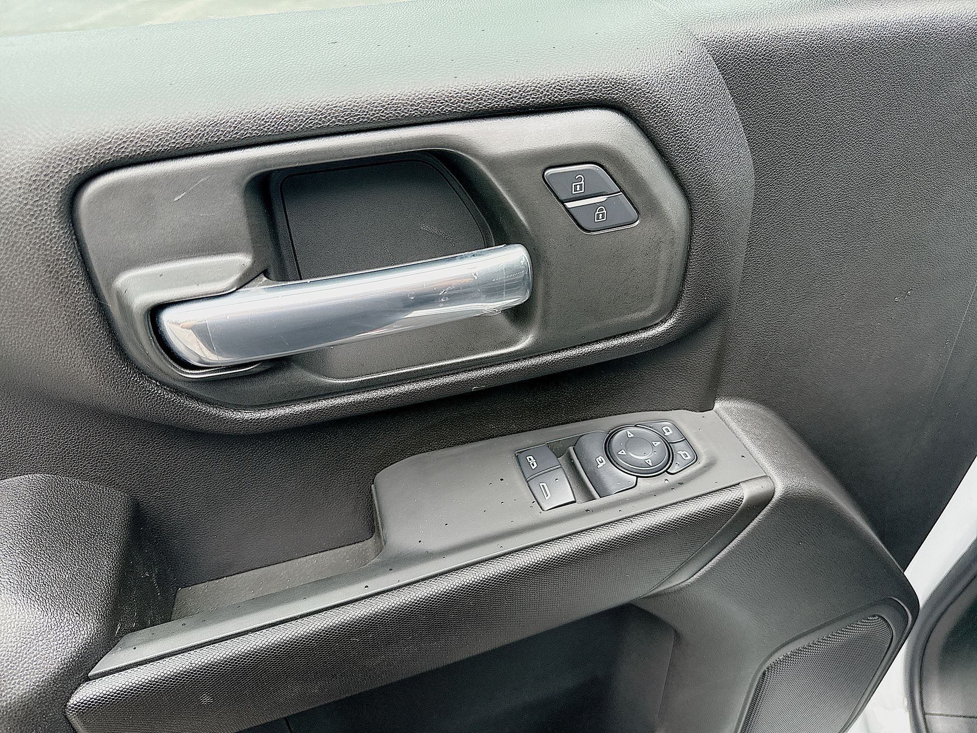 2025 GMC Sierra 3500HD Pro - Photo 21