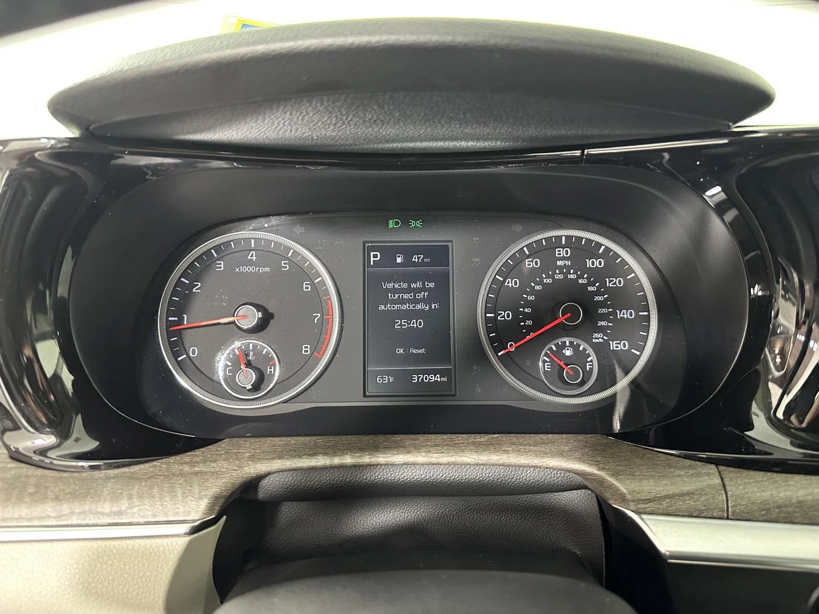 Used 2021 Glacial White Pearl Kia  image 17