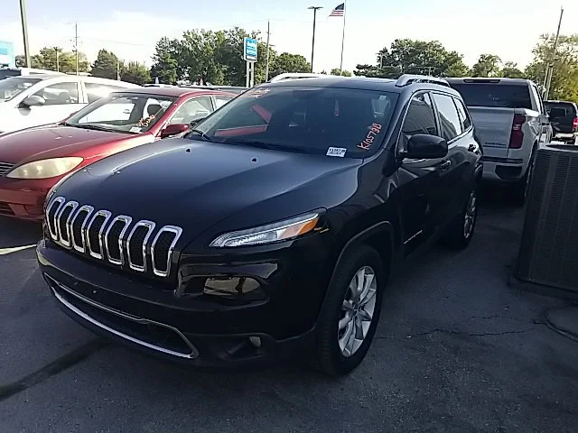 Used 2015 Black Jeep Limited image 12