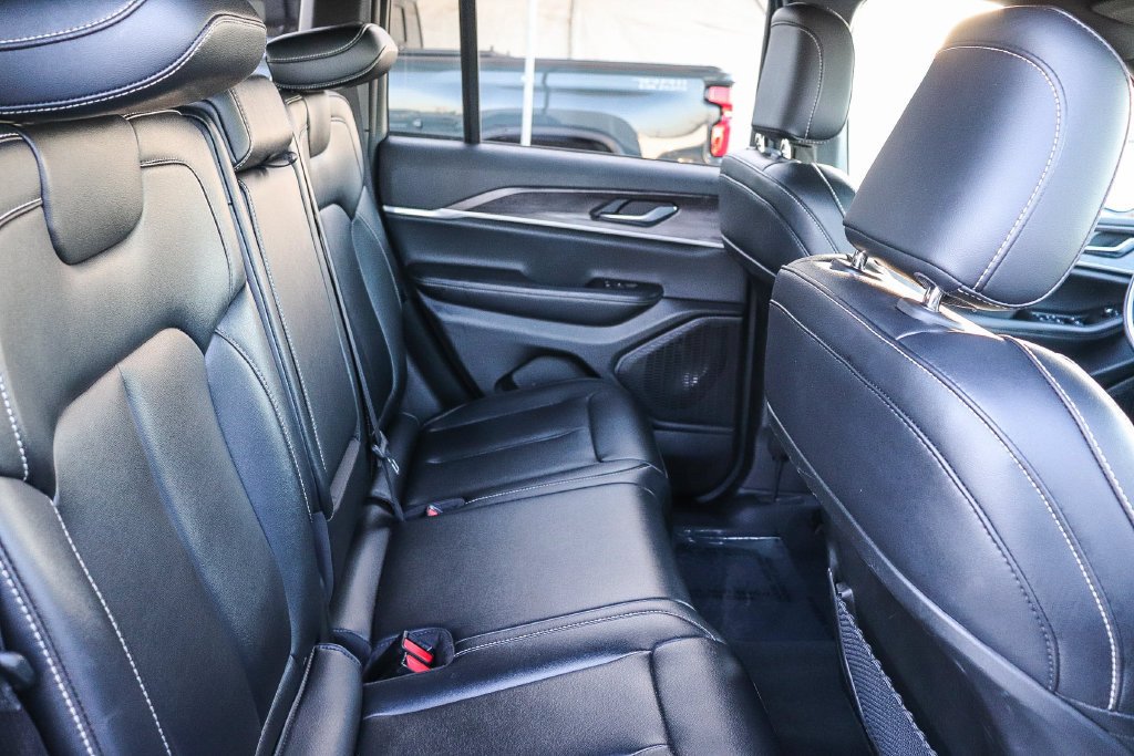 Used 2024 Bright White Clearcoat Jeep Limited image 18