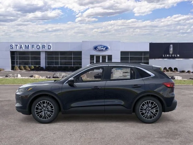 New 2025 Agate Black Metallic Ford Plug-in Hybrid image 3