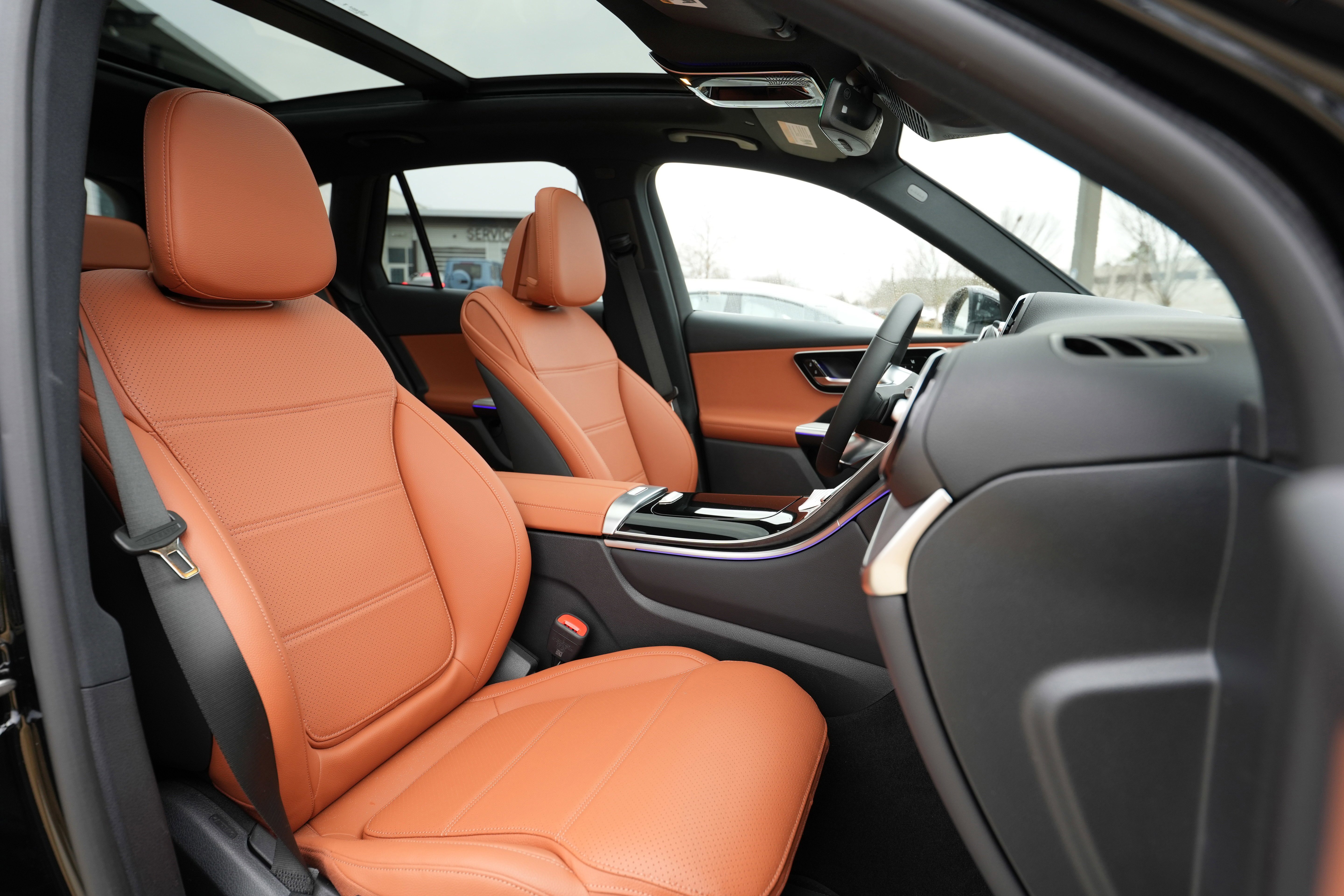Used 2026 Black Mercedes-Benz GLC 300 image 37