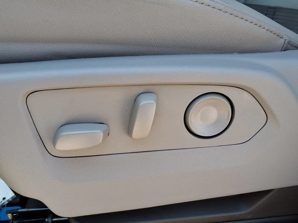 New 2026 Summit White GMC SLT image 13