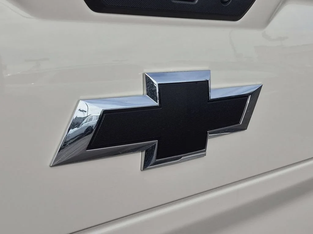 New 2026 White Sands Chevrolet Custom Trail Boss image 31