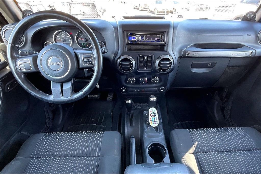 2011 JEEP WRANGLER - Image 12