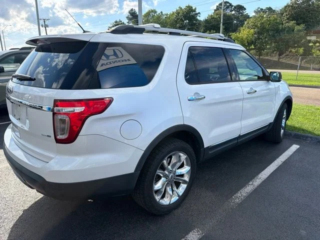Used 2015 White Ford XLT image 3