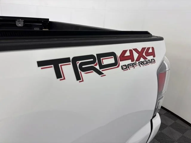 Used 2023 White Toyota SR image 34