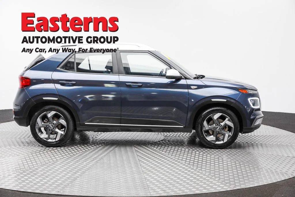 Used 2021 Blue Hyundai Denim image 4