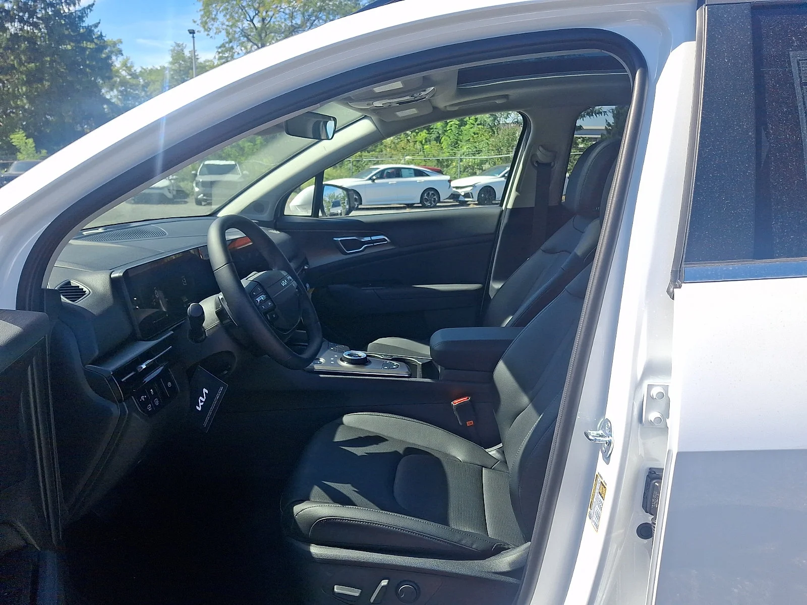 New 2027 White Kia EX image 12