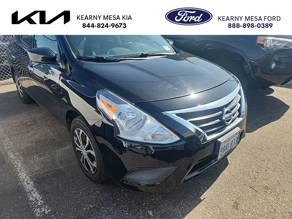 2019 Nissan Versa 1.6 SV CVT's photo